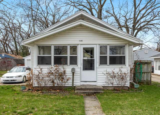 Property at 246 Holly Street St SW, Grand Rapids, MI 49548, 3 beds, 1 bath