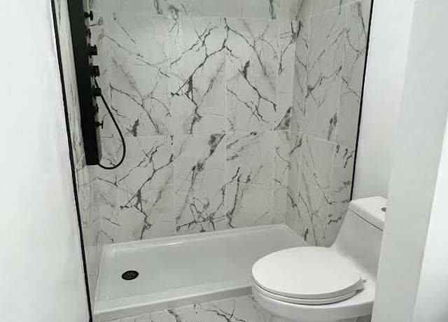 Property at Undisclosed address, Bloomfield Hills, MI 48304, 1 bed, 1 bath