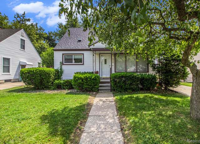 Property at 6950 Harrison St, Garden City, MI 48135, 3 beds, 2 baths