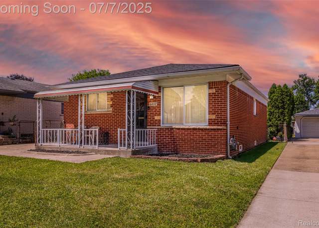 Property at 6057 Nightingale St, Dearborn Heights, MI 48127, 3 beds, 2 baths