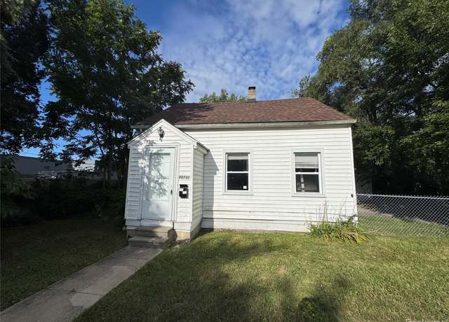 Property at 20737 Nummer St, Warren, MI 48089, 3 beds, 1 bath