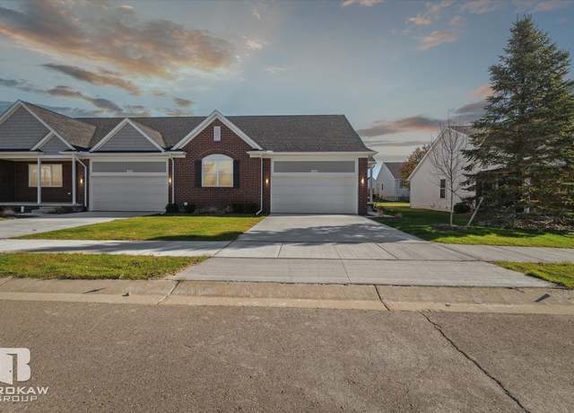 Property at 1466 Lincoln St, Lapeer, MI 48446, 2 beds, 2 baths