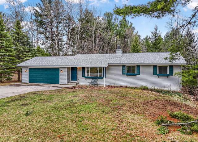 Property at 4351 Hearthside Dr, Traverse City, MI 49684, 3 beds, 2.5 baths