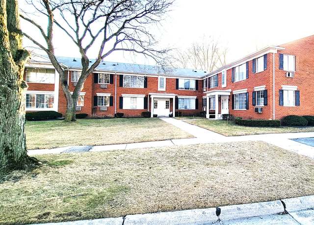 Property at 20870 Wildwood Dr #221, Harper Woods, MI 48225, 2 beds, 1 bath