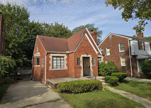 Property at 4121 Harvard Rd, Detroit, MI 48224, 3 beds, 1.5 baths