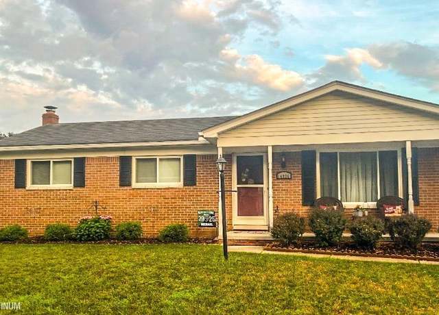 Property at 14836 Westpoint Dr, Sterling Heights, MI 48313, 3 beds, 1.5 baths