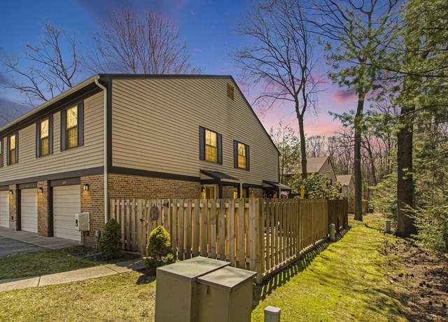 Property at 3669 Brentwood St, Norton Shores, MI 49441, 2 beds, 1.5 baths
