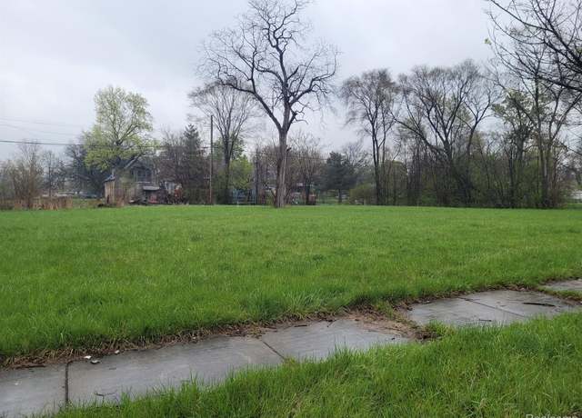 Property at 3078 24th St, Detroit, MI 48216, 3 baths
