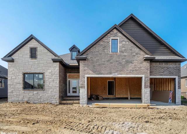 Property at 19335 Springbrook Dr, Macomb, MI 48044, 3 beds, 2.5 baths