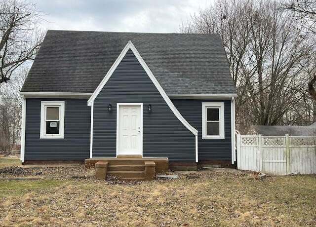 Property at 69786 S Nottawa St, Sturgis, MI 49091, 3 beds, 2 baths