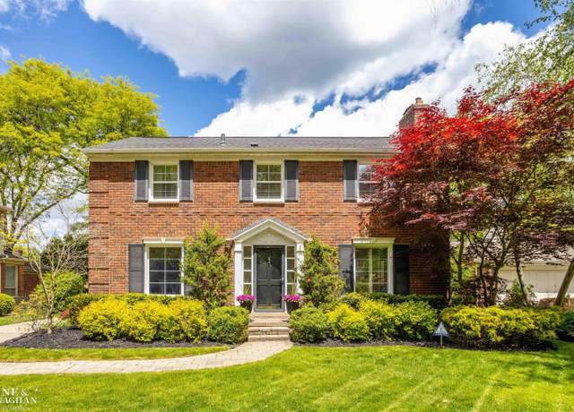 Property at 950 S Oxford Rd, Grosse Pointe Woods, MI 48236, 4 beds, 2.5 baths