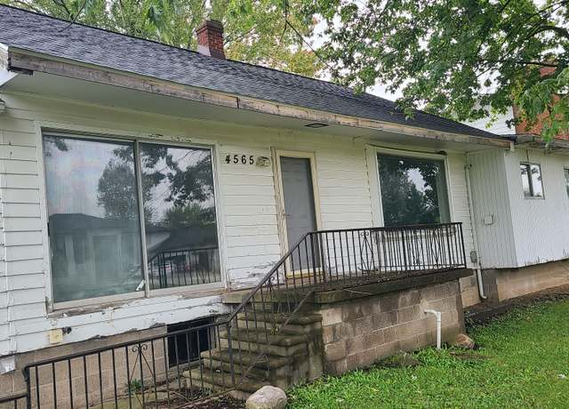 Property at 4565 Artley St, Canton, MI 48188, 3 beds, 1 bath