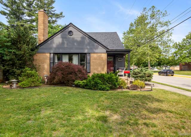 Property at 461 N Silvery Ln, Dearborn, MI 48128, 4 beds, 1.5 baths