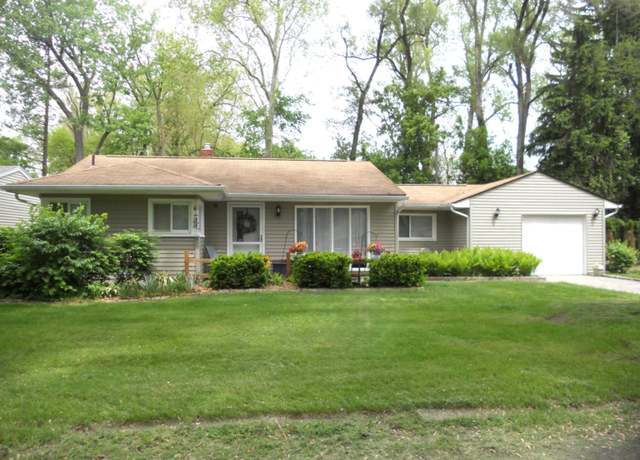 Property at 5727 Forcier Ct, Shelby Twp, MI 48317, 3 beds, 1 bath
