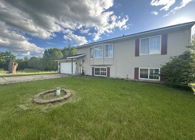 Property at 1384 Fairview Dr, Hastings, MI 49058, 4 beds, 2 baths
