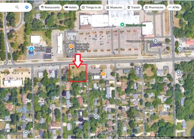 Property at 9999 W Cooley Lk, West Bloomfield, MI 48324