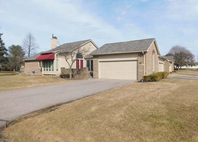 Property at 16567 Sarjay Dr, Clinton Township, MI 48038, 2 beds, 2.5 baths