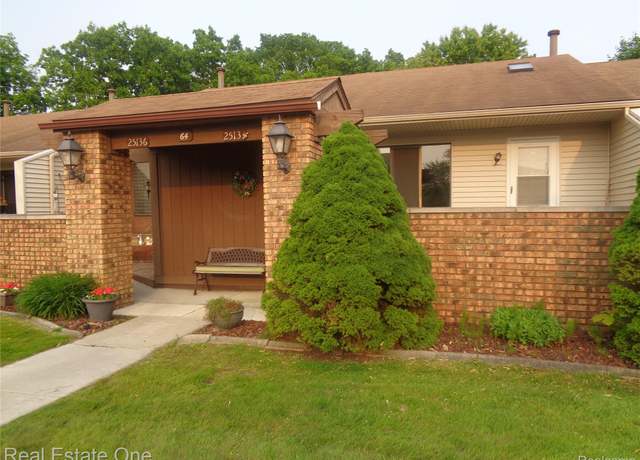 Property at 25134 Jefferson Ct #4, South Lyon, MI 48178, 2 beds, 2 baths