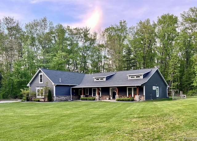 Property at 2400 N Hacker Rd, Howell, MI 48855, 4 beds, 3.5 baths