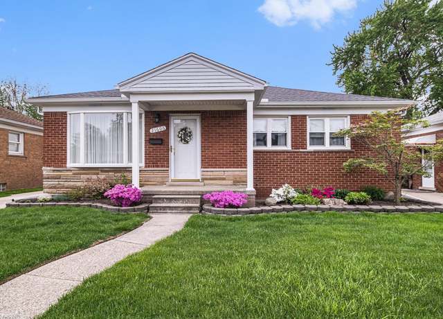 Property at 21606 Sunnyside St, St Clair Shores, MI 48080, 3 beds, 1.5 baths