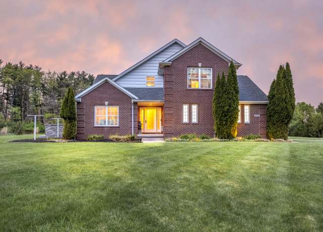 Property at 6833 Strawberry Lake Rd, Whitmore Lake, MI 48189, 3 beds, 2.5 baths