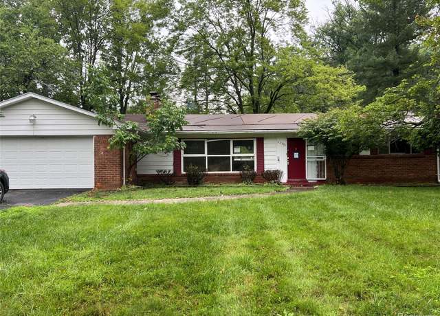 Property at 22080 Rougewood Dr, Southfield, MI 48033, 3 beds, 1.5 baths