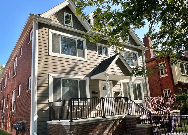 Property at 982 Nottingham Rd, Grosse Pointe Park, MI 48230, 8 beds, 4 baths