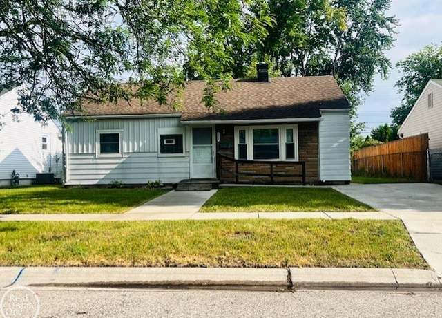 Property at 2527 Spruce St, Port Huron, MI 48060, 3 beds, 1 bath