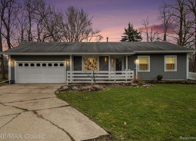 Property at 294 Cheriton St, Walled Lake, MI 48390, 3 beds, 2.5 baths