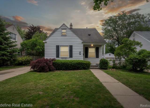 Property at 1976 Bacon Ave, Berkley, MI 48072, 3 beds, 2 baths