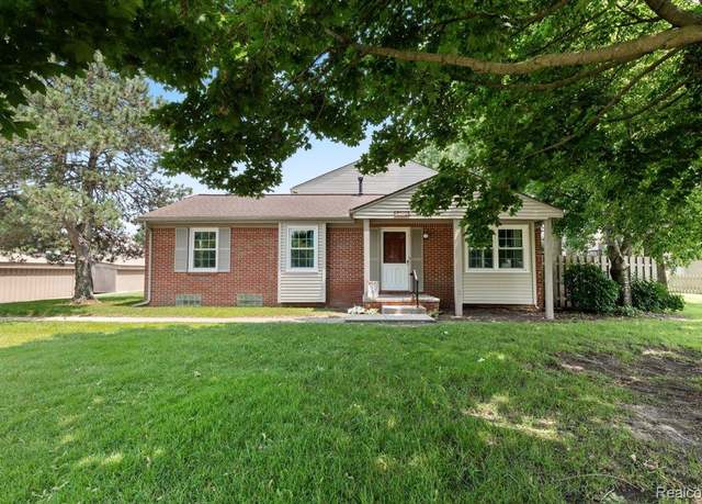 Property at 24690 Bashian Dr, Novi, MI 48375, 2 beds, 2.5 baths