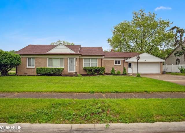 Property at 32100 Solon St, Roseville, MI 48066, 3 beds, 2 baths