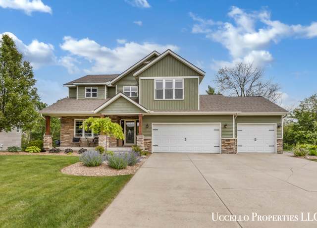 Property at 156 Hightower Dr NE, Rockford, MI 49341, 5 beds, 3.5 baths