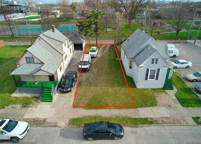 Property at 2946 Goodson St, Hamtramck, MI 48212