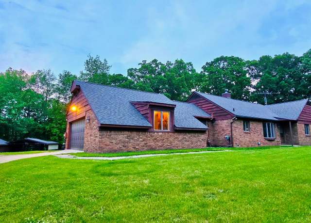 Property at 15640 Graves Rd, Pinckney, MI 48169, 3 beds, 3 baths