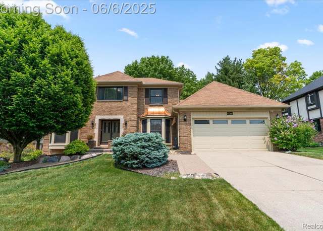 Property at 42266 Waterfall Rd, Northville, MI 48168, 4 beds, 2.5 baths