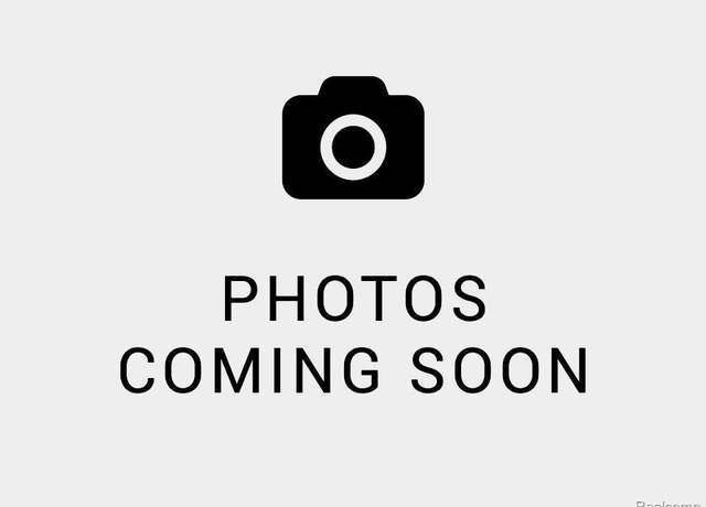 Property at 1626 Gladstone St, Detroit, MI 48206, 8 beds, 4 baths