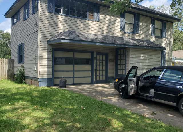 Property at 211 E North St, Albion, MI 49224, 4 beds, 2.5 baths