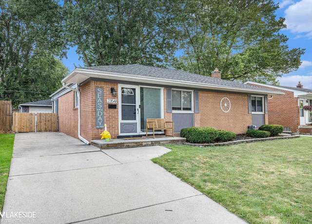 Property at 23548 Recreation St, St Clair Shores, MI 48082, 3 beds, 1 bath