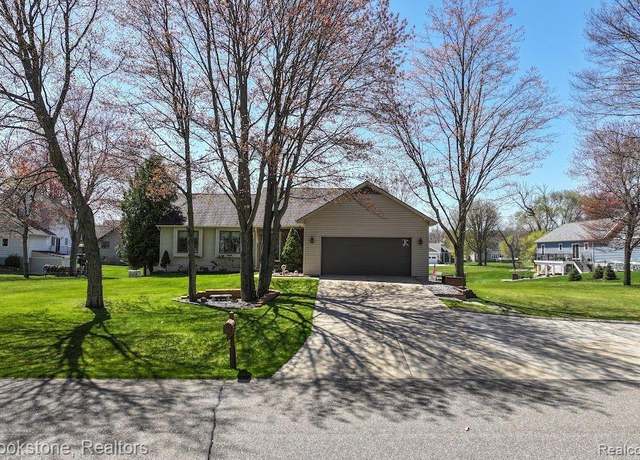 Property at 8439 Shoshoni Pass, Caseville Township, MI 48755, 4 beds, 3 baths