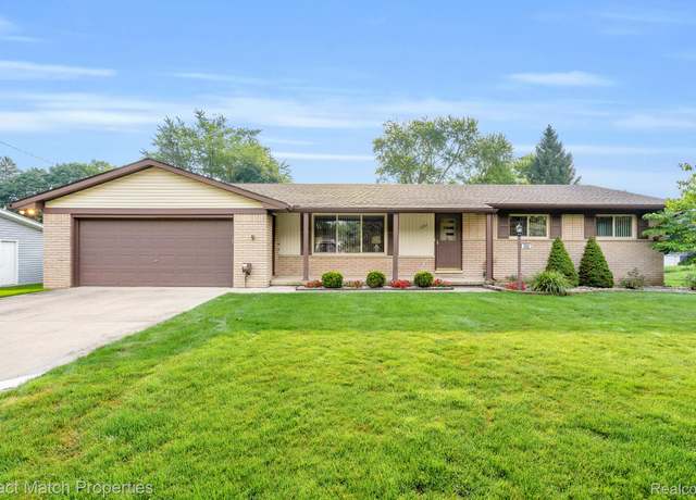 Property at 1282 Bielby St, Waterford Charter Township, MI 48328, 3 beds, 2 baths