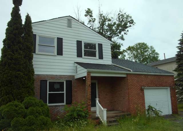 Property at 38014 Mallast St, Harrison Township, MI 48045, 4 beds, 2 baths