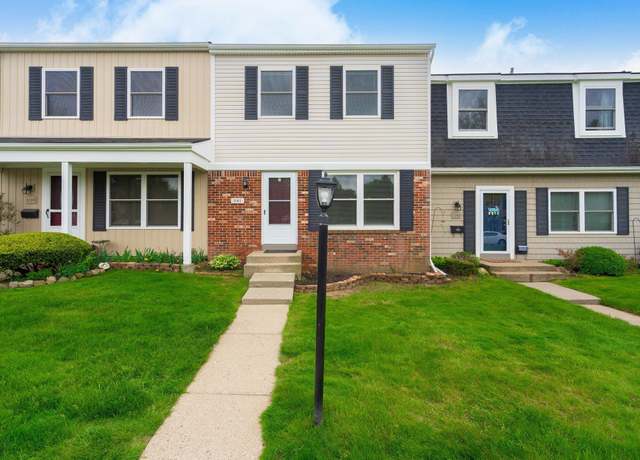 Property at 1141 Marquette CT Ct, Rochester Hills, MI 48307, 3 beds, 1.5 baths