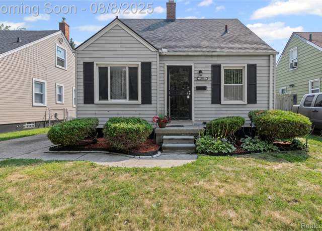 Property at 19944 Kenosha St, Harper Woods, MI 48225, 3 beds, 1 bath