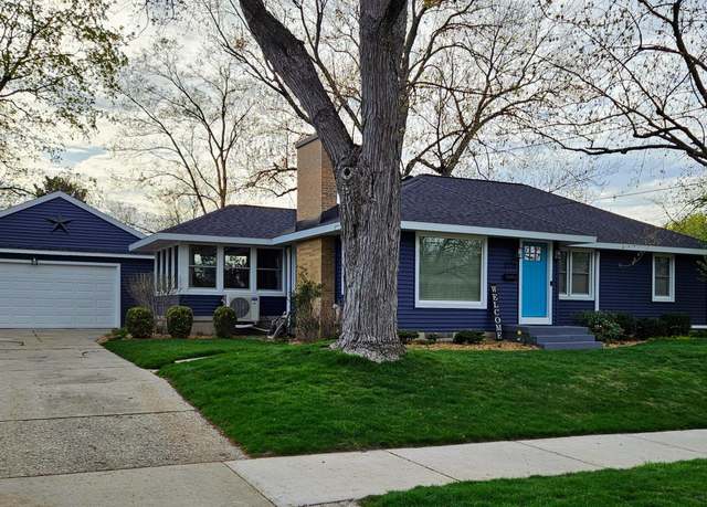 Property at 2151 Diamond Ave NE, Grand Rapids, MI 49505, 3 beds, 1.5 baths