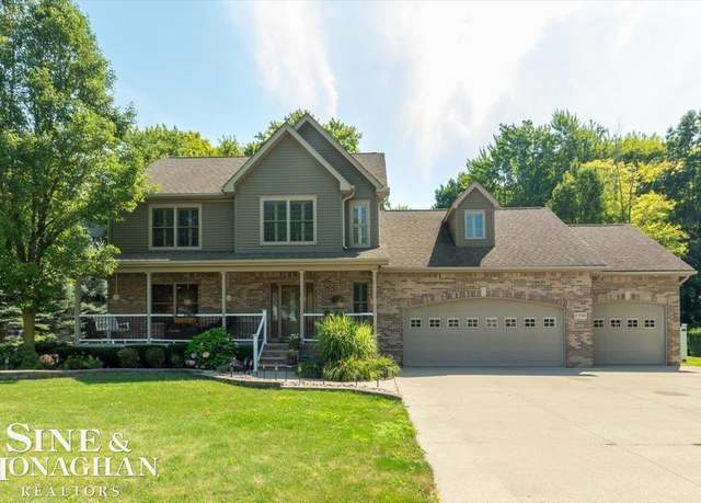 Property at 2758 E Lake Dr, Kimball, MI 48074, 5 beds, 4.5 baths