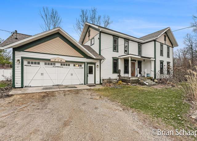 Property at 714 10 Mile Rd NE, Comstock Park, MI 49321, 2 beds, 2 baths
