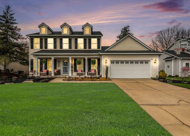 Property at 5465 W Heathwood Dr SE, Kentwood, MI 49512, 4 beds, 3 baths