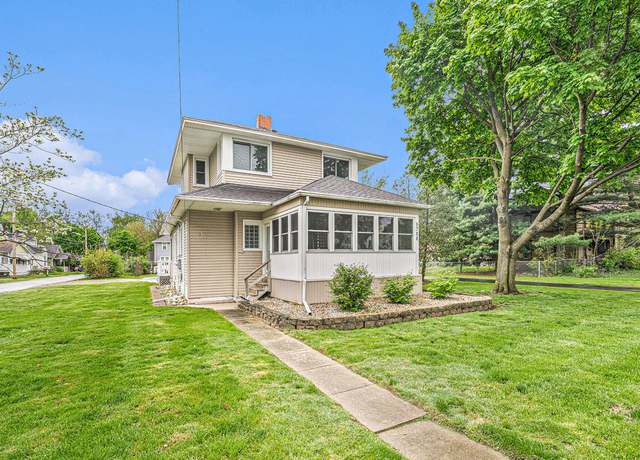 Property at 5788 Comstock Ave, Kalamazoo, MI 49048, 4 beds, 2 baths