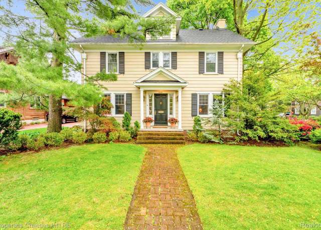 Property at 1016 Knox St, Birmingham, MI 48009, 3 beds, 2 baths